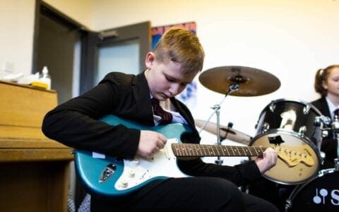 14.10.20 CONFIRMED CASES OF COVID-19 IN YEARS 9 AND 10