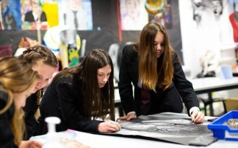 IMPORTANT INFORMATION ABOUT THE COMPULSORY WEARING OF FACE COVERINGS IN ALL COMMUNAL AREAS FROM MONDAY 21 SEPTEMBER.