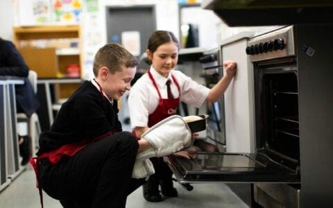 Letter to Parents - Lunch Service Whole School 24.9.2020